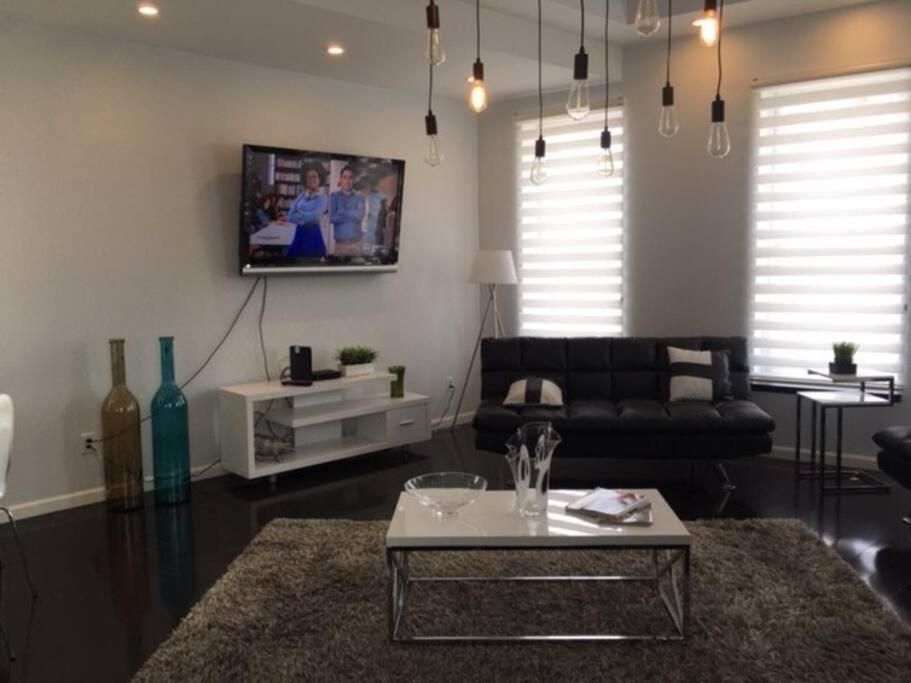 Luxury Three Story Apartment In Short North Columbus Extérieur photo